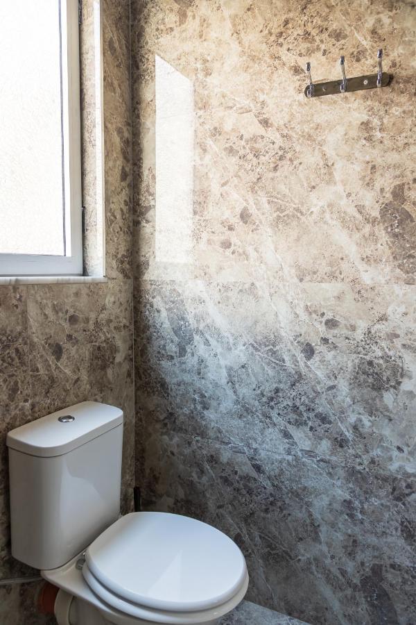 The Tropical House Tirana Apartment ภายนอก รูปภาพ