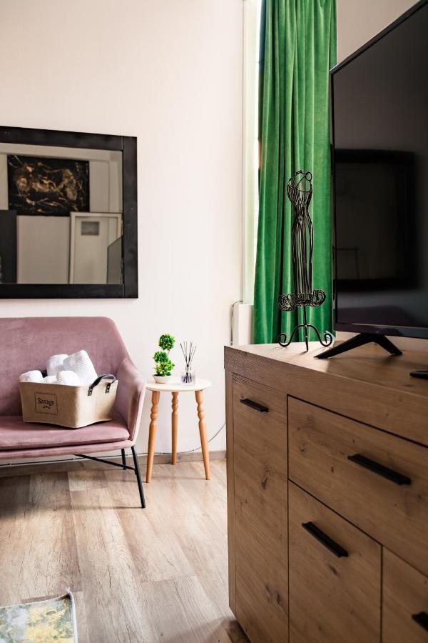 The Tropical House Tirana Apartment ภายนอก รูปภาพ
